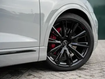 AUDI Q8 60 TFSI e quattro Pro Line S Competition   Na