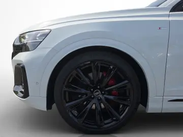 Audi Q8 SUV 50 TDI quattro S line Matrix HeadUp