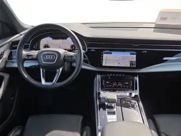 Audi Q8 SUV 50 TDI quattro S line Matrix HeadUp