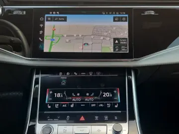 Audi Q8 SUV 50 TDI quattro S line Matrix HeadUp