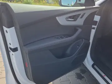 Audi Q8 SUV 50 TDI quattro S line Matrix HeadUp