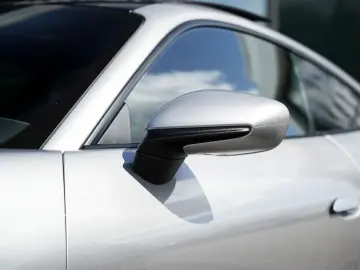 PORSCHE 992 3.0 Carrera 4 GTS