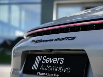PORSCHE 992 3.0 Carrera 4 GTS