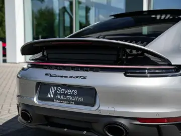 PORSCHE 992 3.0 Carrera 4 GTS