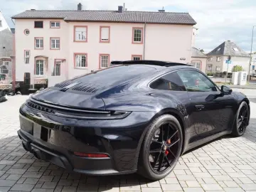 Porsche 911 (992.2) Carrera 4 GTS   Lift