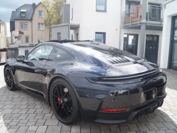 Porsche 911 (992.2) Carrera 4 GTS   Lift