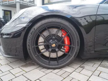 Porsche 911 (992.2) Carrera 4 GTS   Lift