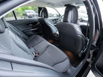 Mercedes-Benz C 200 4MATIC