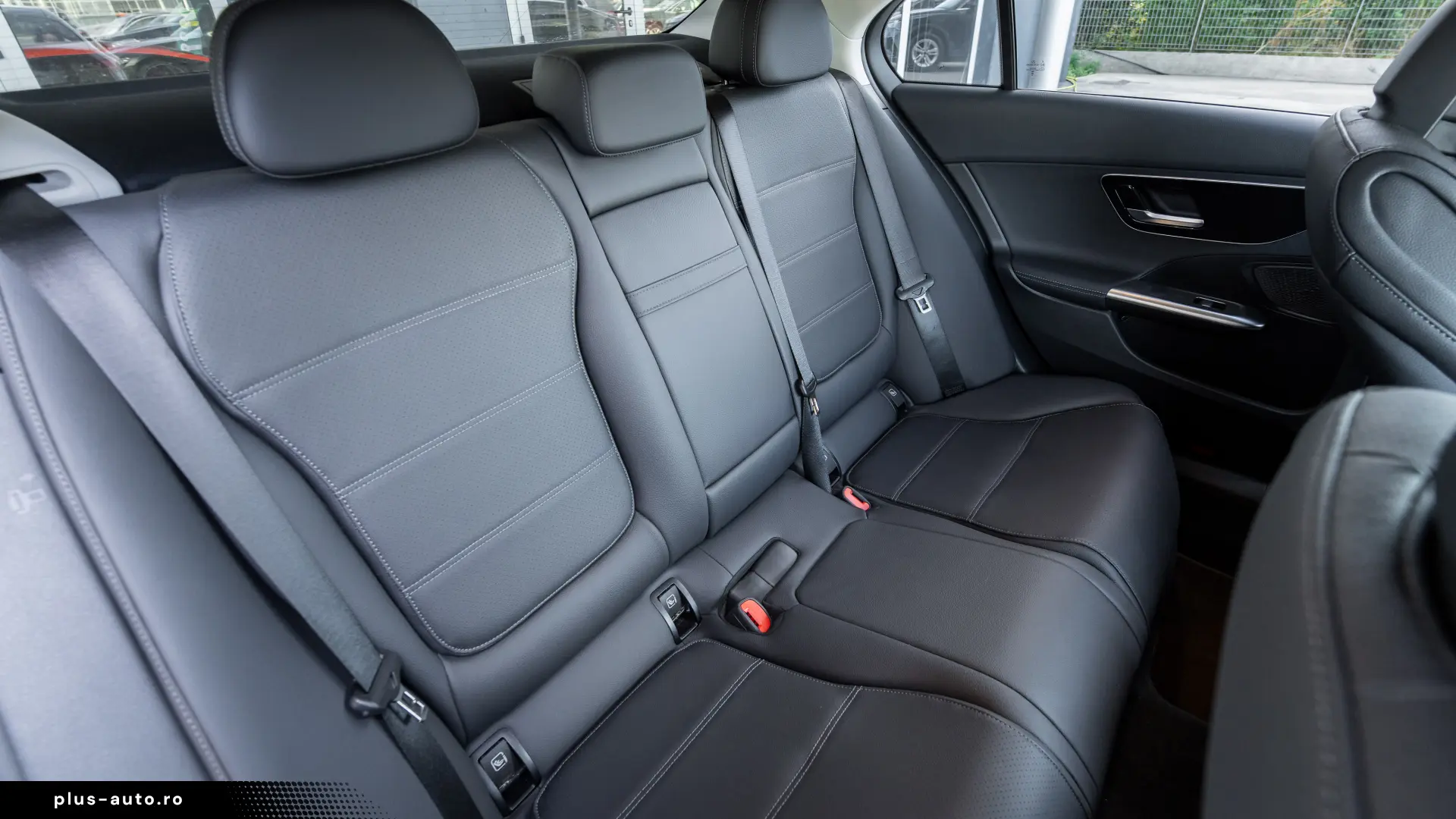 Mercedes-Benz C 200 4MATIC