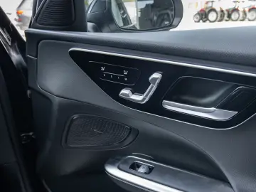 Mercedes-Benz C 200 4MATIC