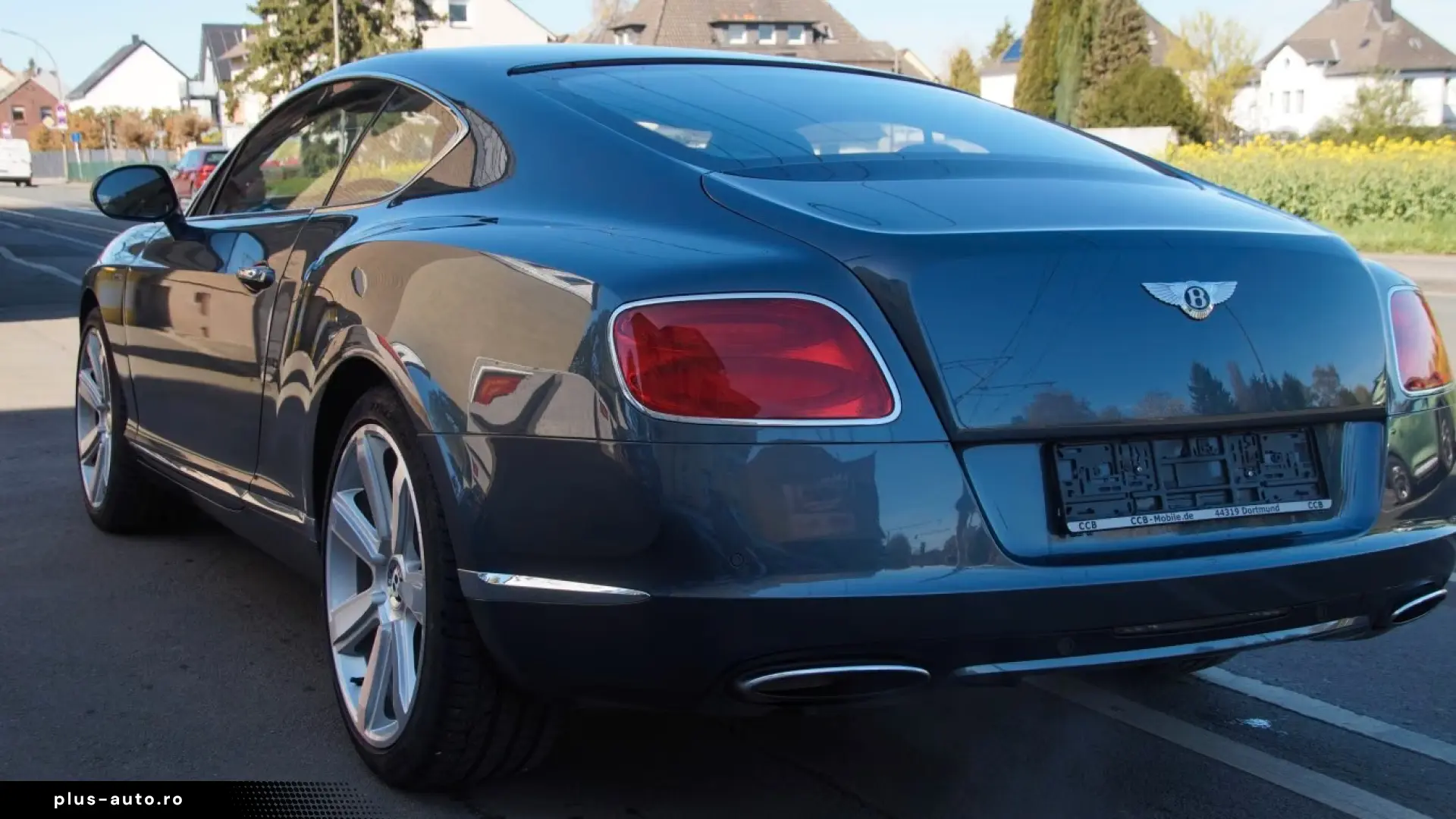 Bentley Flying Spur S Hybrid MY27 Full