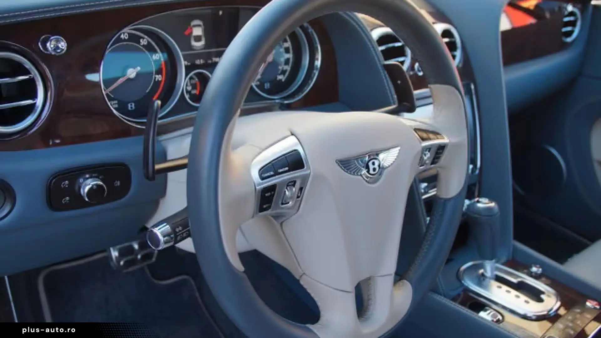 Bentley Flying Spur S Hybrid MY27 Full