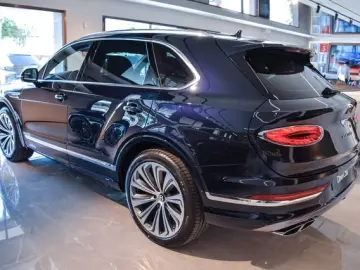 Bentley Bentayga 3.0 Hybrid Atelier Edition 4WD Autom