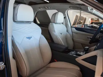 Bentley Bentayga 3.0 Hybrid Atelier Edition 4WD Autom