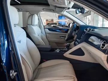 Bentley Bentayga 3.0 Hybrid Atelier Edition 4WD Autom