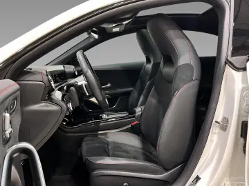 MERCEDES-BENZ CLA 200 AMG MULTI DISTR NIGHT Memo Pano 360