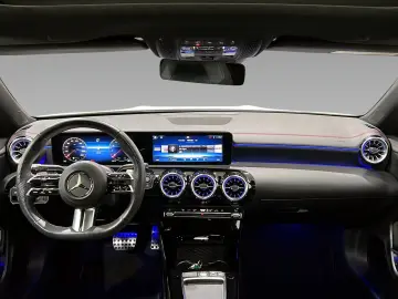 MERCEDES-BENZ CLA 200 AMG MULTI DISTR NIGHT Memo Pano 360