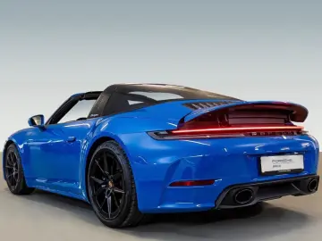 Porsche 992 911 Targa 4S Liftsystem-VA InnoDrive BOSE