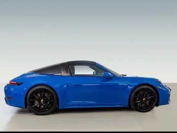 Porsche 992 911 Targa 4S Liftsystem-VA InnoDrive BOSE