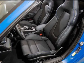 Porsche 992 911 Targa 4S Liftsystem-VA InnoDrive BOSE