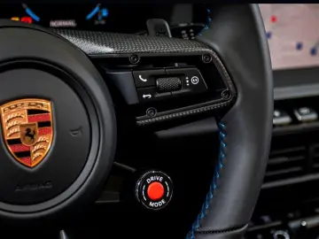 Porsche 992 911 Targa 4S Liftsystem-VA InnoDrive BOSE