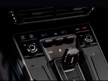 Porsche 992 911 Targa 4S Liftsystem-VA InnoDrive BOSE