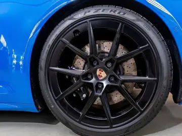 Porsche 992 911 Targa 4S Liftsystem-VA InnoDrive BOSE