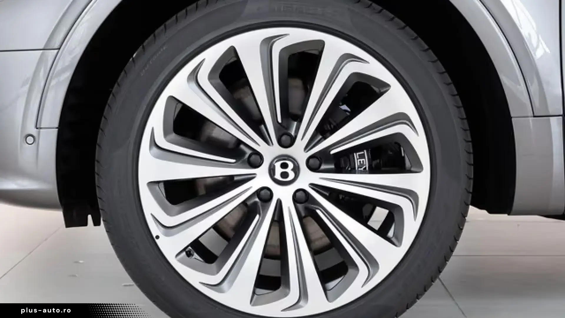 Bentley Bentayga Atelier Edition V8 von BENTLEY