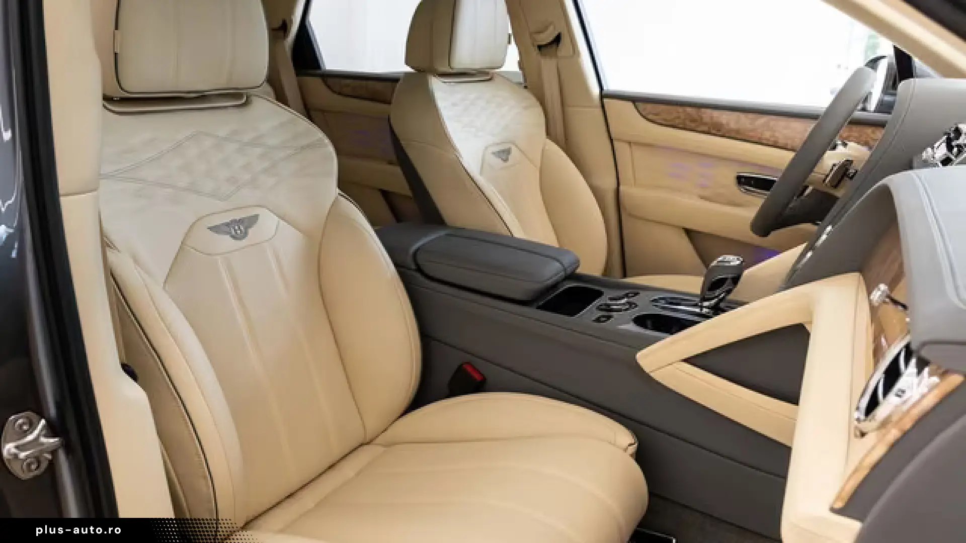 Bentley Bentayga Atelier Edition V8 von BENTLEY