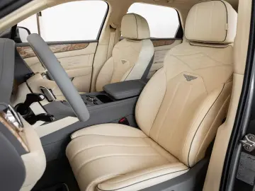 Bentley Bentayga Atelier Edition V8 von BENTLEY