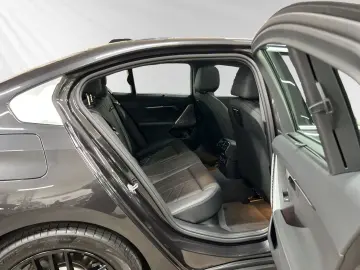 BMW 530e Panorama Head-Up DA&PAProf. H K