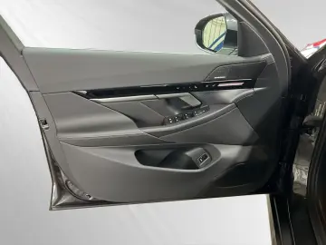 BMW 530e Panorama Head-Up DA&PAProf. H K