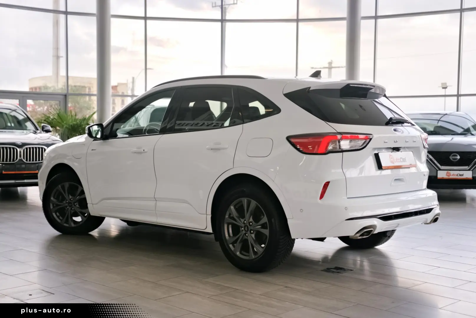 Ford Kuga 2 5 Plug-In Hybrid Automatik  ST-Line