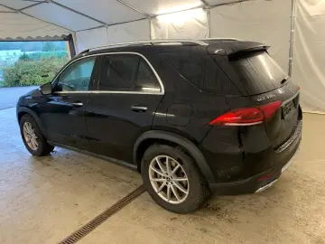 MERCEDES-BENZ GLE350 e 4M Distronic Kamera 19  AHG Leder