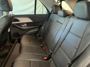 MERCEDES-BENZ GLE350 e 4M Distronic Kamera 19  AHG Leder