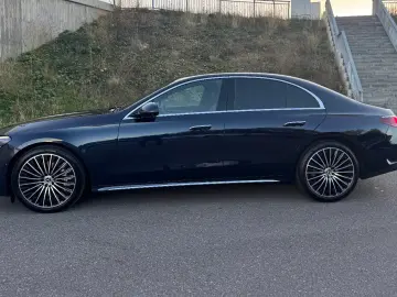 Mercedes-Benz E 220 d AMG Line Memo Leder 360  Distr 20
