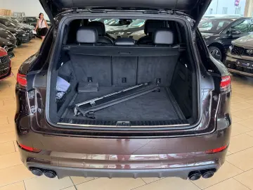 PORSCHE Cayenne Pano BOSE Luftfederung 21RS Spyder HUD