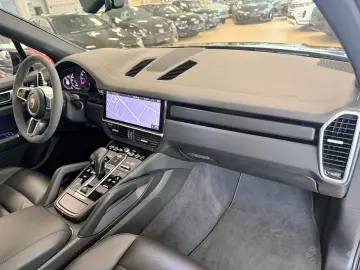 PORSCHE Cayenne Pano BOSE Luftfederung 21RS Spyder HUD
