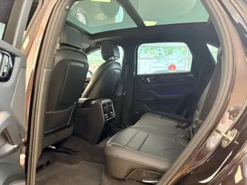 PORSCHE Cayenne Pano BOSE Luftfederung 21RS Spyder HUD