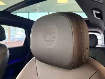 PORSCHE Cayenne Pano BOSE Luftfederung 21RS Spyder HUD