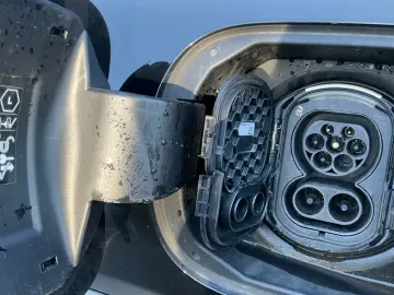 MERCEDES-BENZ GLE 350 de 20 Distro Kamera LED Navi