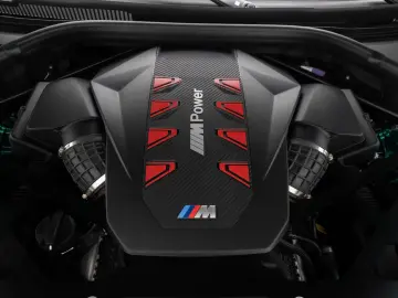 BMW X5 M Competition Panorama