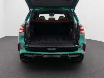 BMW X5 M Competition Panorama