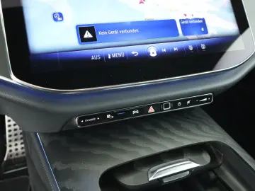 MERCEDES-BENZ E 200   AMG Line Advanced Distronic Night Navi