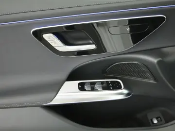 MERCEDES-BENZ E 200   AMG Line Advanced Distronic Night Navi