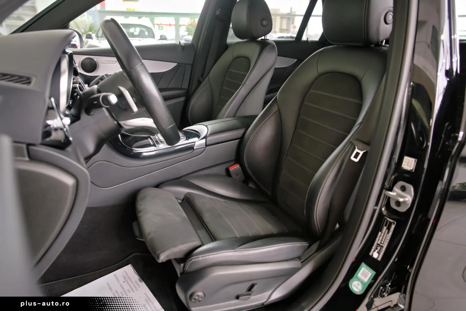 Mercedes-Benz GLC 300 e 4MATIC 9G-TRONIC