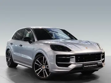 Porsche Cayenne E-Hybrid Black