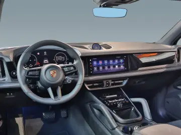 Porsche Cayenne E-Hybrid Black