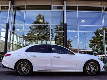 MERCEDES-BENZ E 200 AMG Limo Advanced LED Distronic Night
