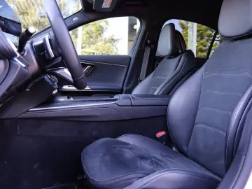 MERCEDES-BENZ E 200 AMG Limo Advanced LED Distronic Night